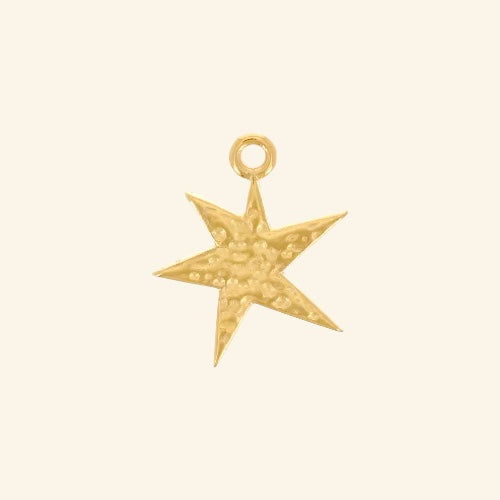 Grigri étoile martelée
